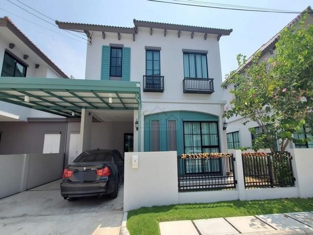 ให้เช่าบ้าน 2 ชั้น โครงการ อณาสิริ รามคำแหง ซอยเคหะร่มเกล้า64 ใกล้เตรียมอุดมศึกษาน้อมเกล้า 