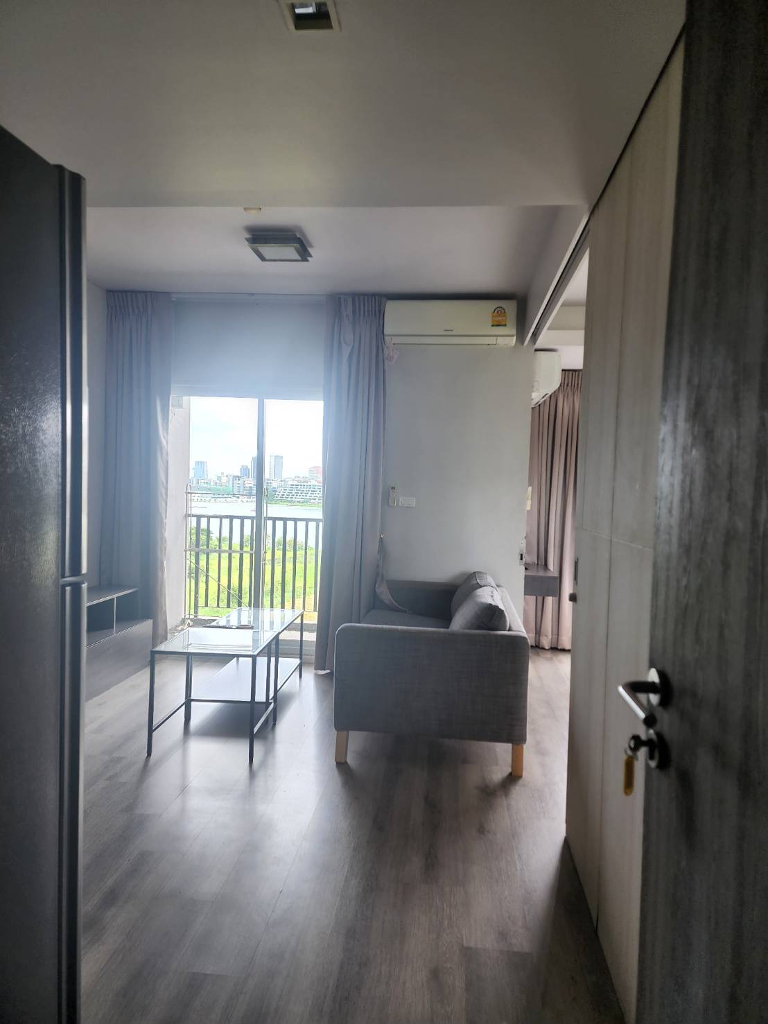 ขายด่วน! condo. ดับเบิ้ล เลค เมืองทองธานี 1900000 บ. 1ห้องนอน1น้ำ 34 ตร.-ม. ใกล้กับ ลานริมทะเลสาบเมืองทองธานี โอกาสเดียว