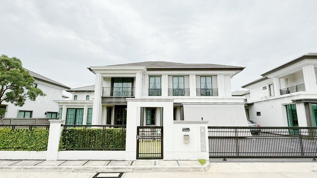 บ้านเดี่ยว เศรษฐสิริ กรุงเทพ - ปทุมธานี วิวสนามกอล์ฟ ดีที่สุดในโครงการ
