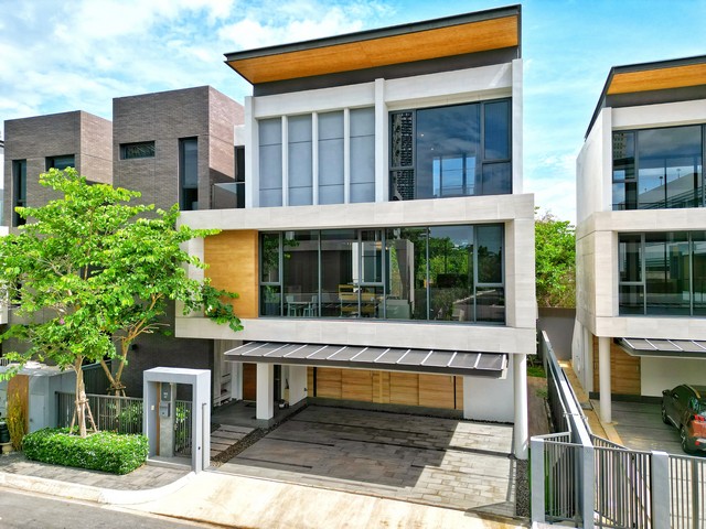 ขายบ้านเดี่ยว 3 ชั้น สไตล์ Pool Villa 81 ตรว. โครงการ BAAN 365 พระราม 3 by LPN พร้อมสระว่ายน้ำส่วนตัว 