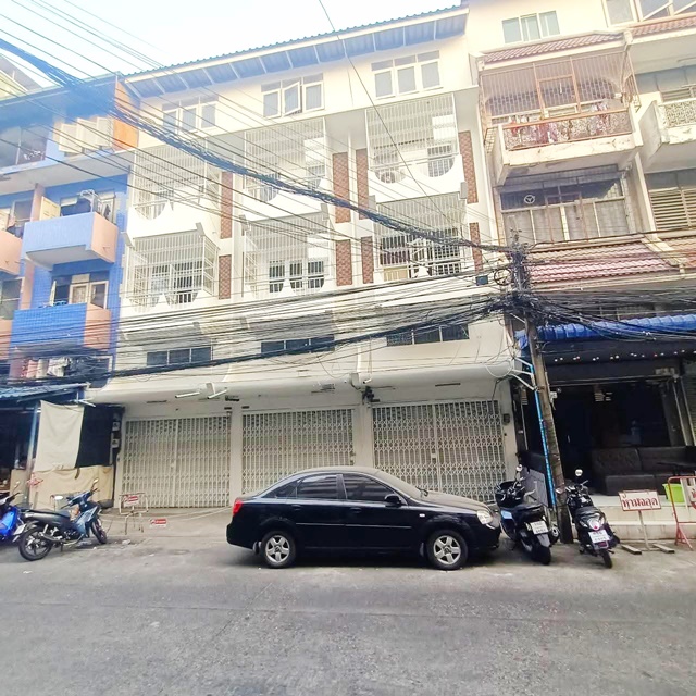 Central Rama 9 90 ม.รถไฟฟ้า ให้เช่าอาคารพาณิชย์ 3 คูหา 69ตร.ว. 4 ชั้น 3 คัน 1056ตรม.ทางด่วนหลัก 2 สาย สถานีรถไฟฟ้า MRT พระราม9 80ม. 