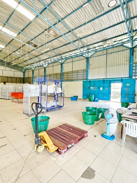 หนองปลาหมอ แยกร่องแซง ตรม.ละ 60-80 บาท ถูกที่สุดในสระบุรี   ให้เช่าโกดัง พร้อมออฟฟิศ  800 ตร.ม. หนองแค สระบุรี  นิคมอุตสาหกรรมเหมราช