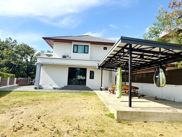 เฟอร์ เครื่องใช้ไฟฟ้า 6น้ำ RIS รามคำแหง164 ต้อนรับต่างชาติ คฤหาสน์ ให้เช่า 5นอน โรงเรียนนานาชาติ 150 ตรว เพอร์เฟค โลตัสสุขาภิบาล3 บิ๊กซี