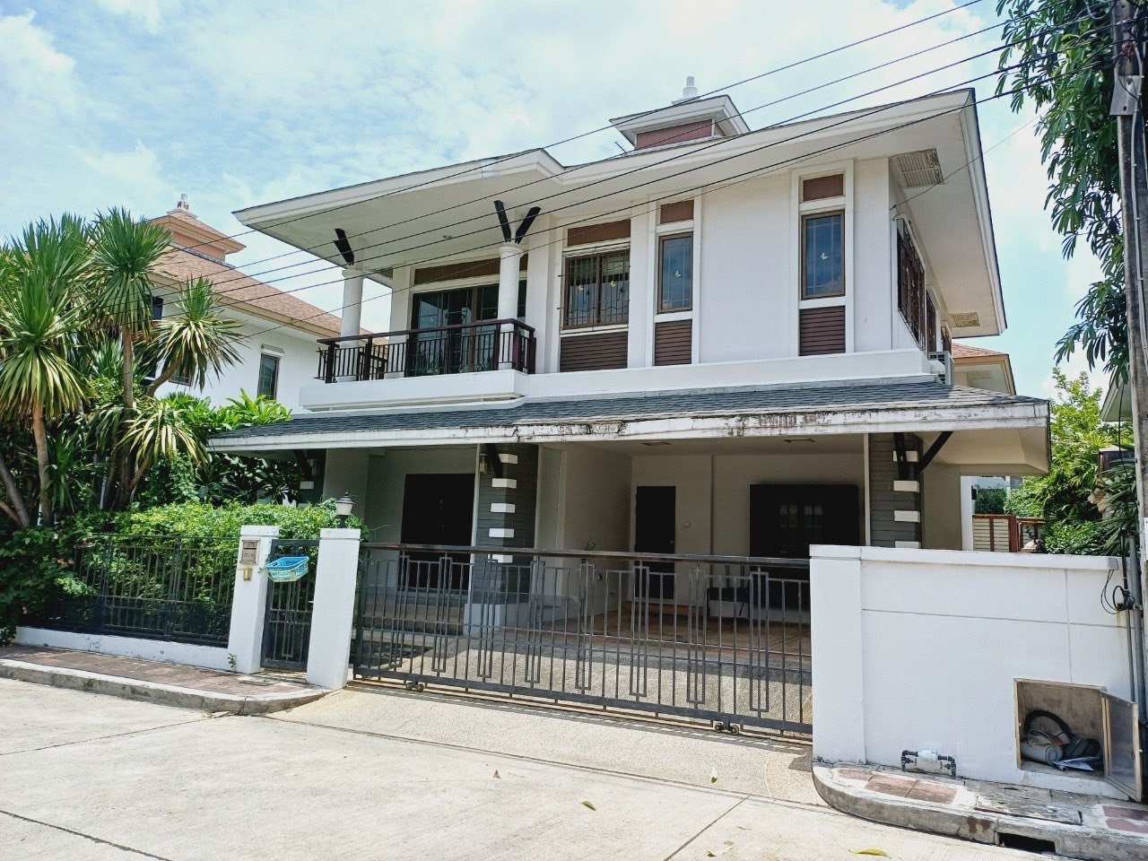 ขายบ้านเดี่ยว2ชั้น 57วา 3นอน 3น้ำ แอร์ เฟอร์ ครบ ถนนประชาชื่น