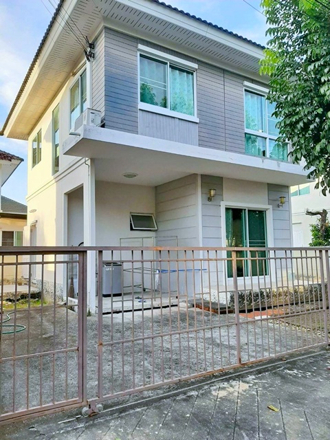 วิวสวน ฟอร์ครบ ตลาดมีนบุรี 1 2.4 กม. 2 น้ำ ให้เช่าบ้านเดี่ยว 2 ชั้น  ม.เกษมบัณฑิต ร่มเกล้า 1.7 กม. 3 นอน ถ.รามคำแหง ร่มเกล้า แยก-ลาดบัวขาว