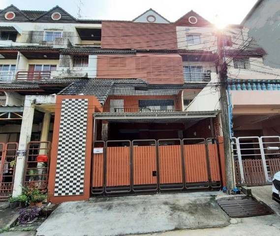 ให้เช่าทาวน์เฮ้าส์หรู 4ชั้น หมู่บ้านวราธรวิลล์ พัฒนาการ 44 ทำเลใจกลางกรุงเทพ พร้อมเข้าอยู่ได้ทันที