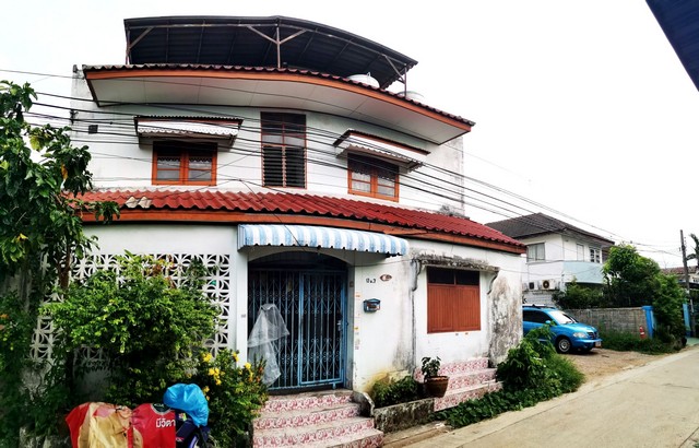 SALE ขาย Apartment - 2900000 บ.  49 ตาราง-วา 0 Ngan 0 Rai ใกล้กับ ใกล้สำนักงานเขตหนองแขม มหาวิทยาลัยเอเชียอาคเนย์ โรงเรียนช่างอุตสาหกรรม โรงเรียนเทคโนโลยีหมู่บ้านครู โรงเรียนวัดอุดมรังษี  ใกล้โรงพยาบาลวิชัยเวชอินเตอร์เนชั่นแนล มหาวิทยาลัยธนบุรี เดอะม