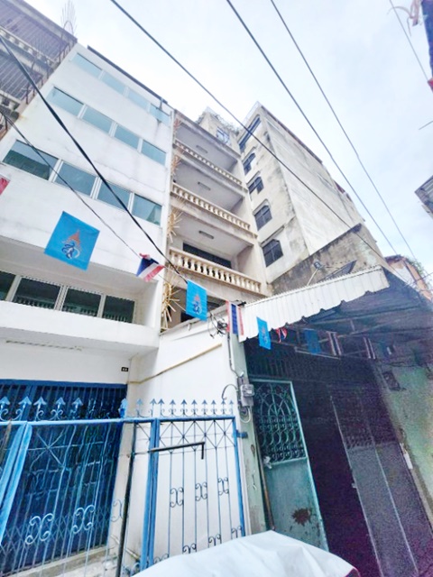 โฮสเทล ทรงวาด เยาวราช ตลาดสำเพ็ง 500 ม. 4นอน 4น้ำ MRTวัดมังกรเพียง 499ม. ให้เช่าตึกแถว 5ชั้น Chinatown โกดัง คาเฟ่ หรือ